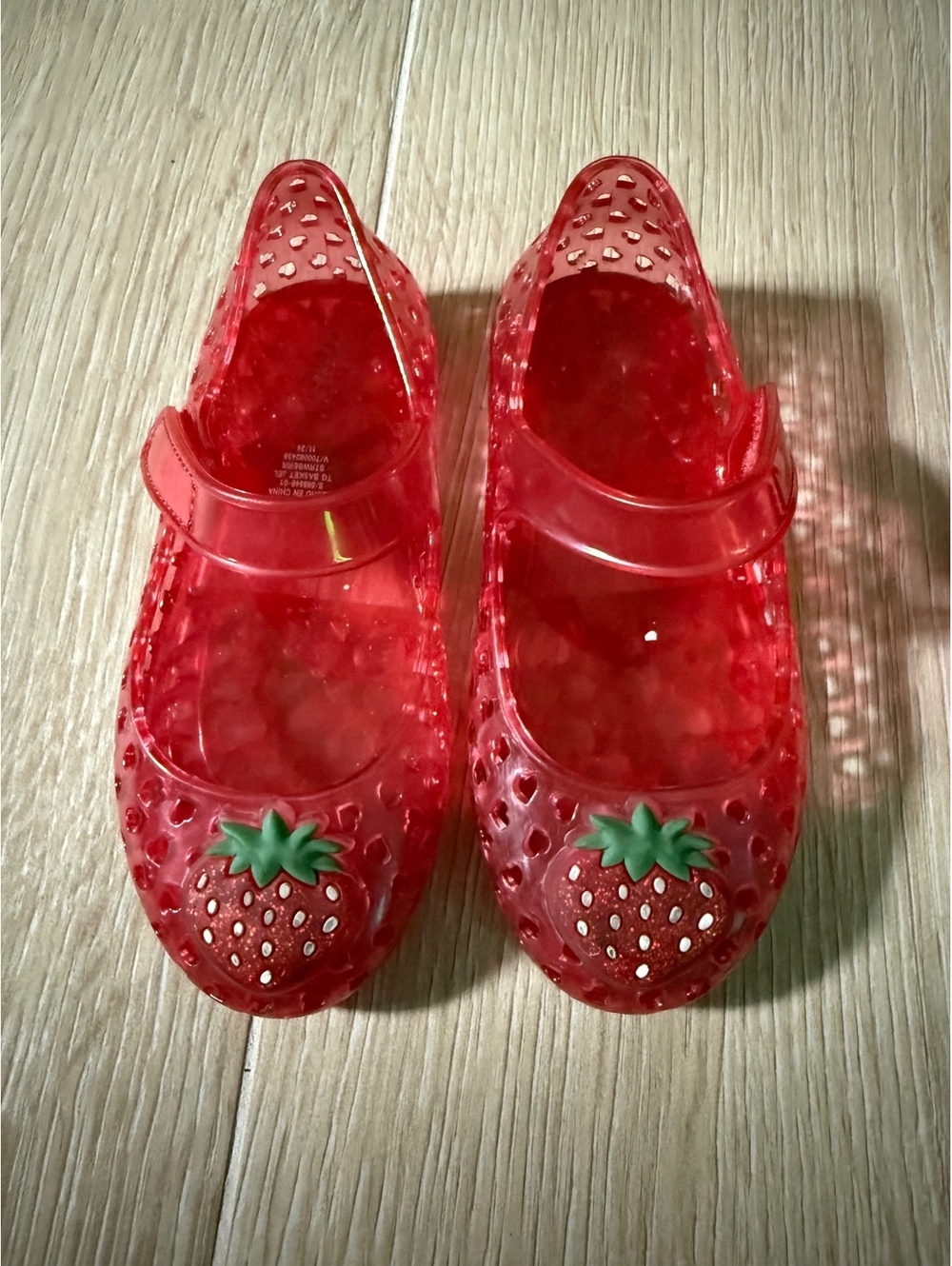 Girls Strawberry Mary Jane Shoes - size 9
